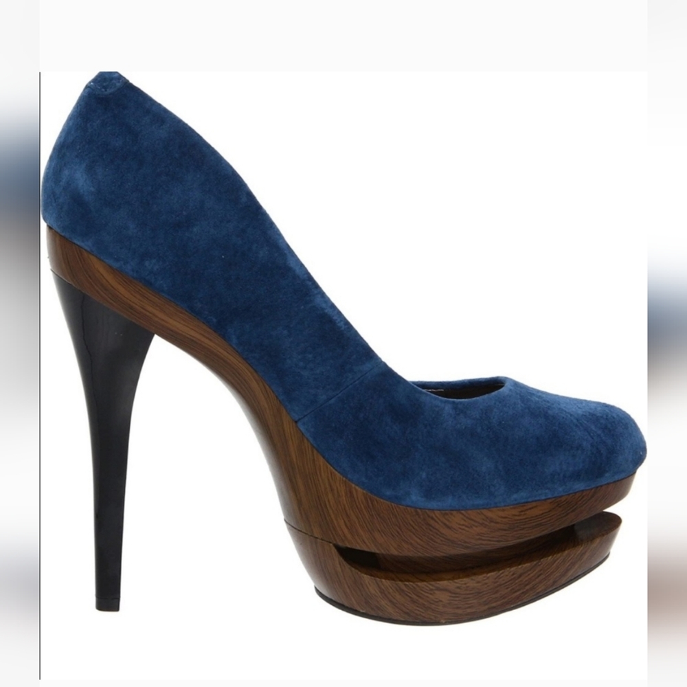 🎉HP🎊 Jessica Simpson “Colie” Suede Platform Heels
